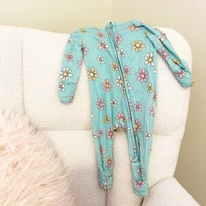 Posh peanut floral zippy